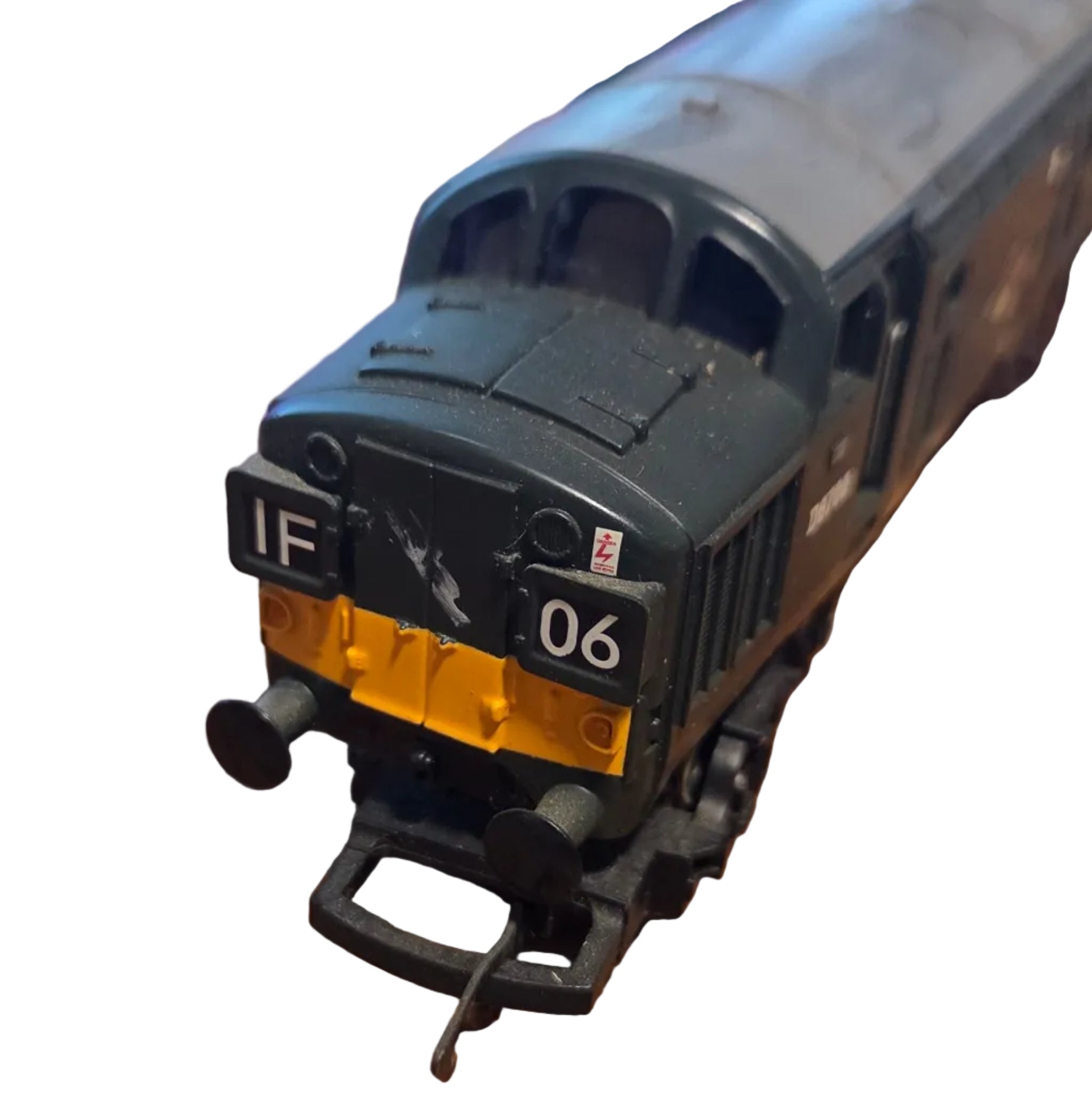 Hornby R2471A Class 37 D6700 in BR green with split head code