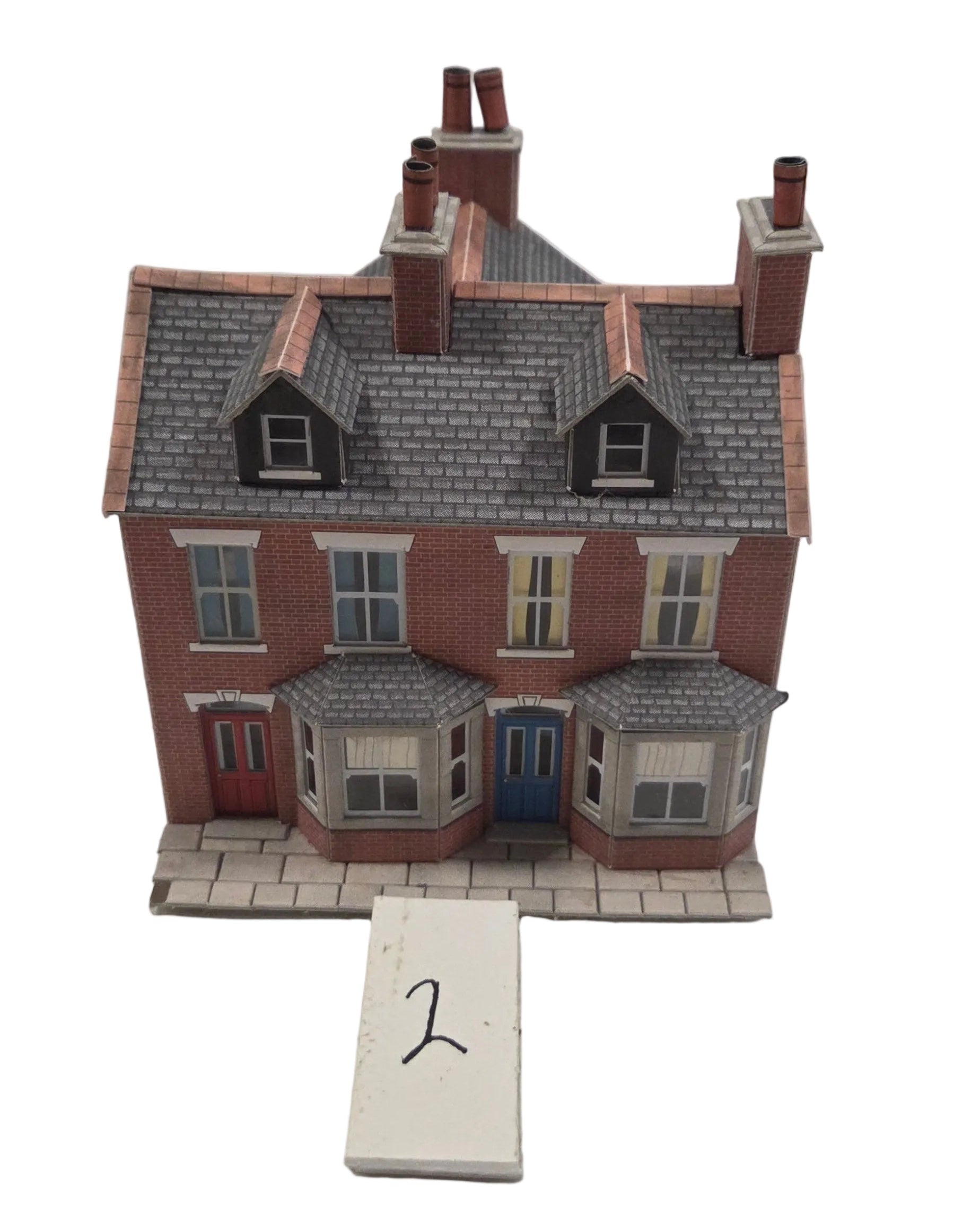 OO/HO Scale Card Kit Terraced Houses (2) – Built & Painted – PreLoved
