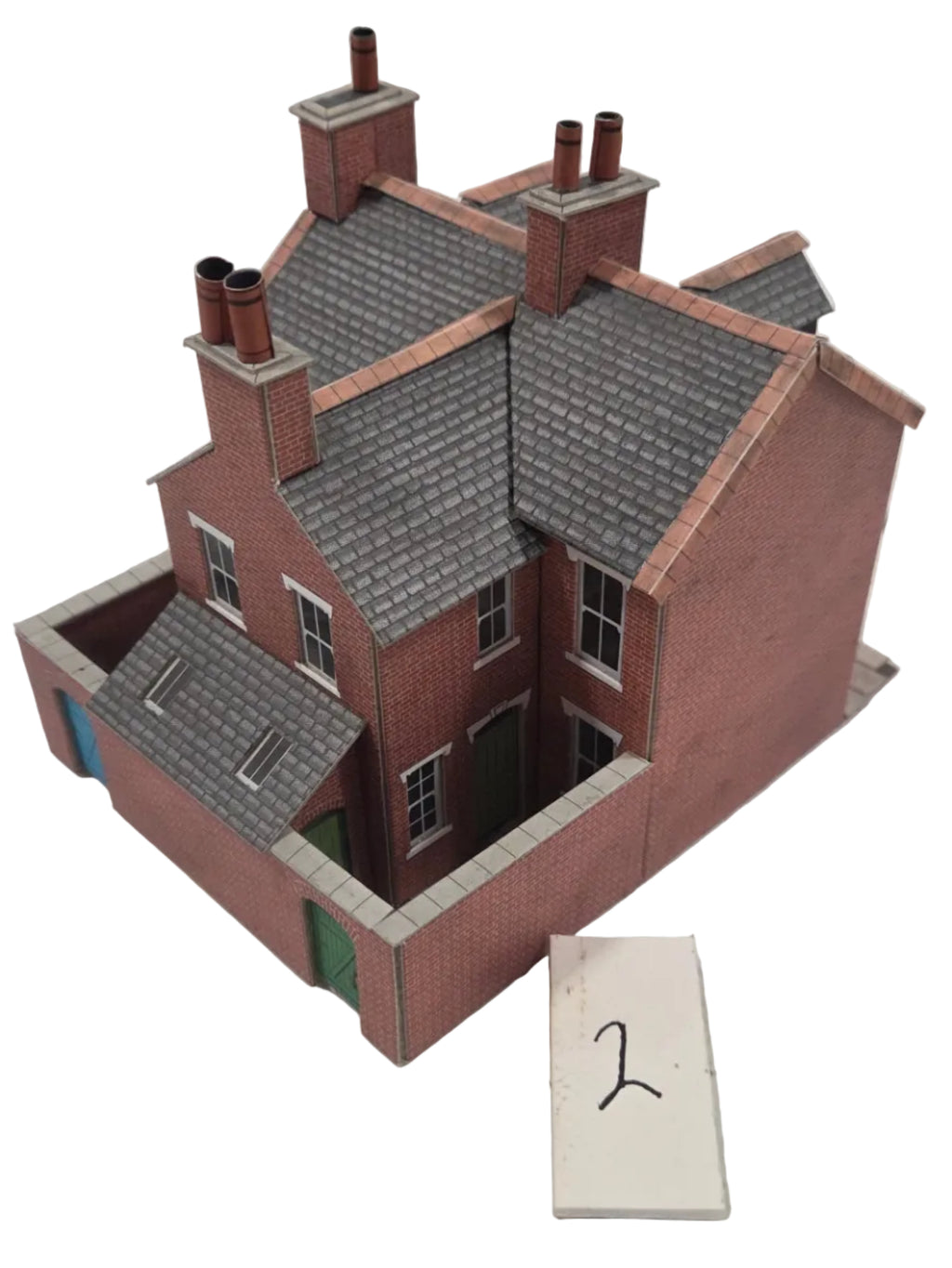 OO/HO Scale Card Kit Terraced Houses (2) – Built & Painted – PreLoved