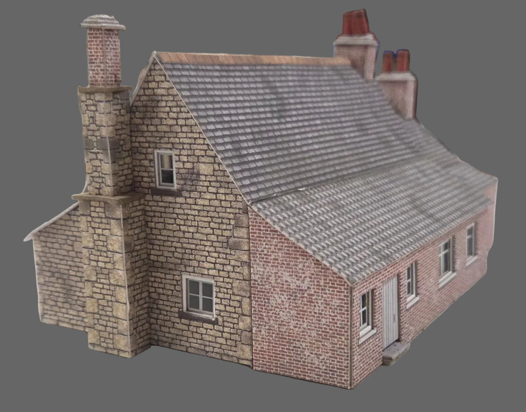 OO/HO Scale Tudor Manor House – Pre-Built Card Scenic Building – PreLoved