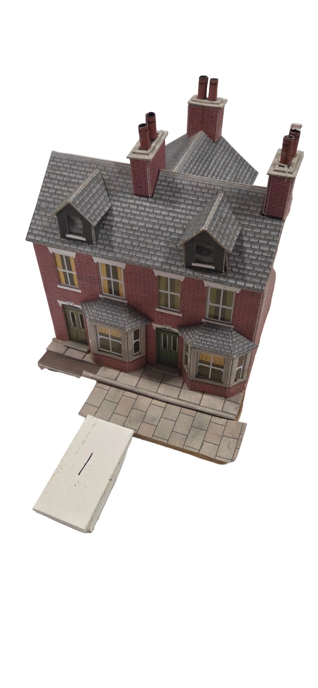 OO/HO Scale Card Kit Terraced Houses (1) – Built & Painted – PreLoved
